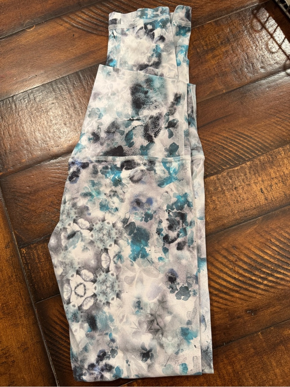 lululemon athletica Teal, Gray & Black Watercolor Print Leggings